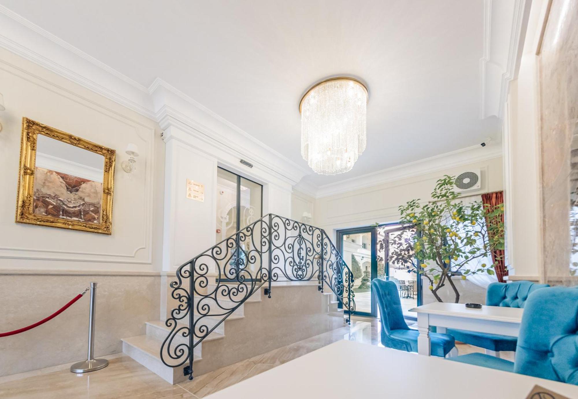 Grant Boutique Hotel Arad Exterior foto Interior of the hotel